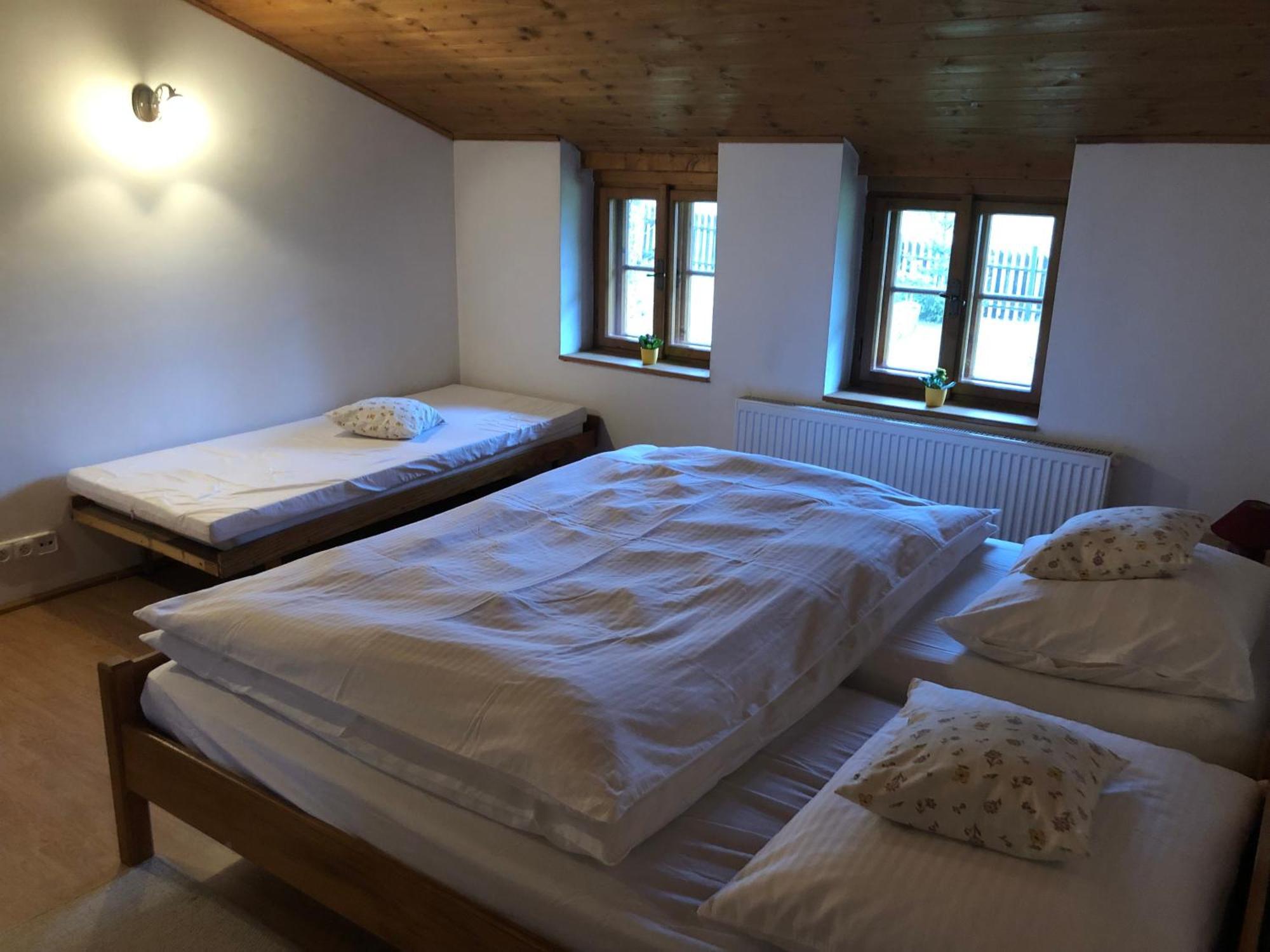 Chaloupka U Jiriho Hotel Nová Pec Kültér fotó