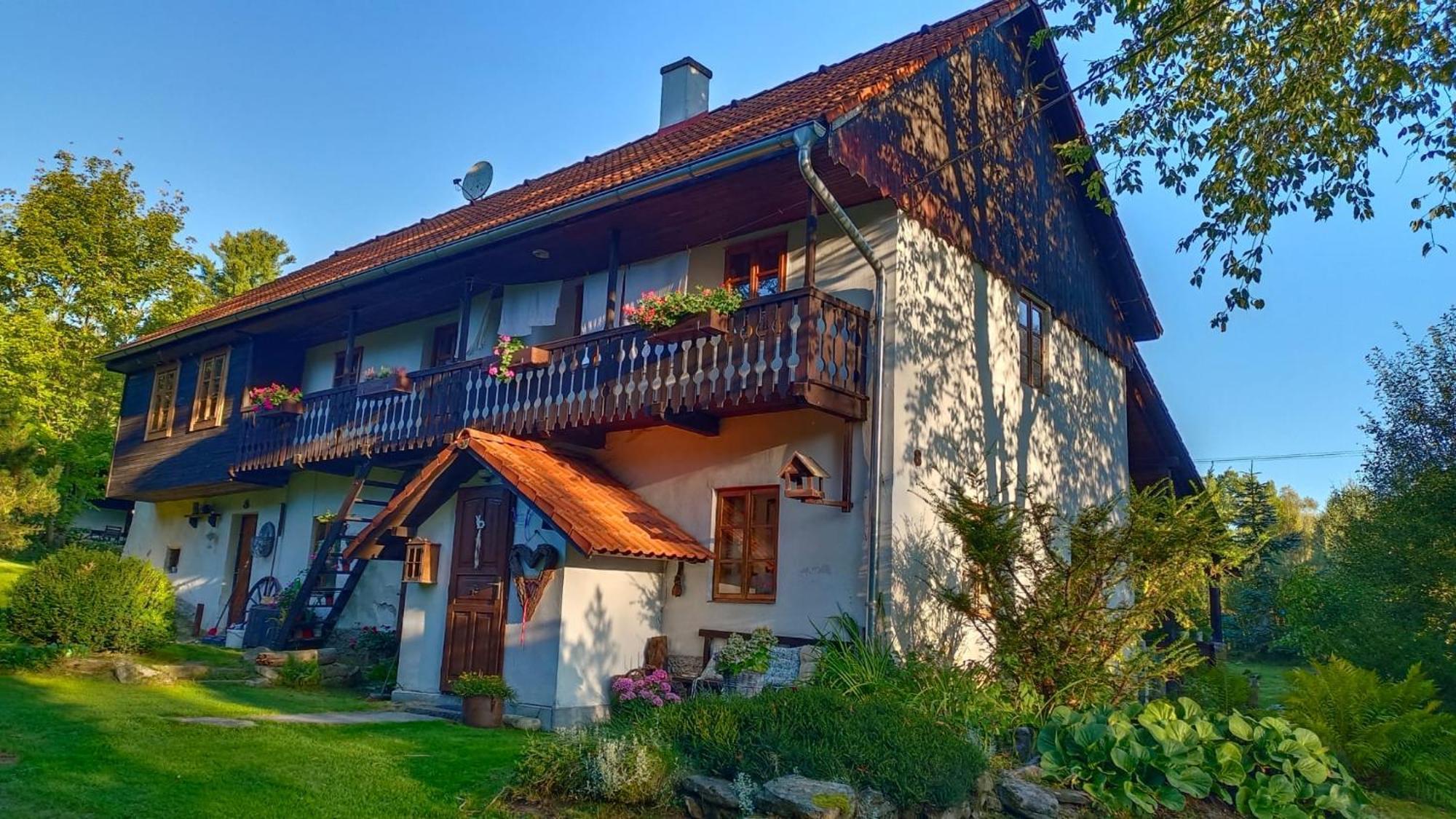 Chaloupka U Jiriho Hotel Nová Pec Kültér fotó